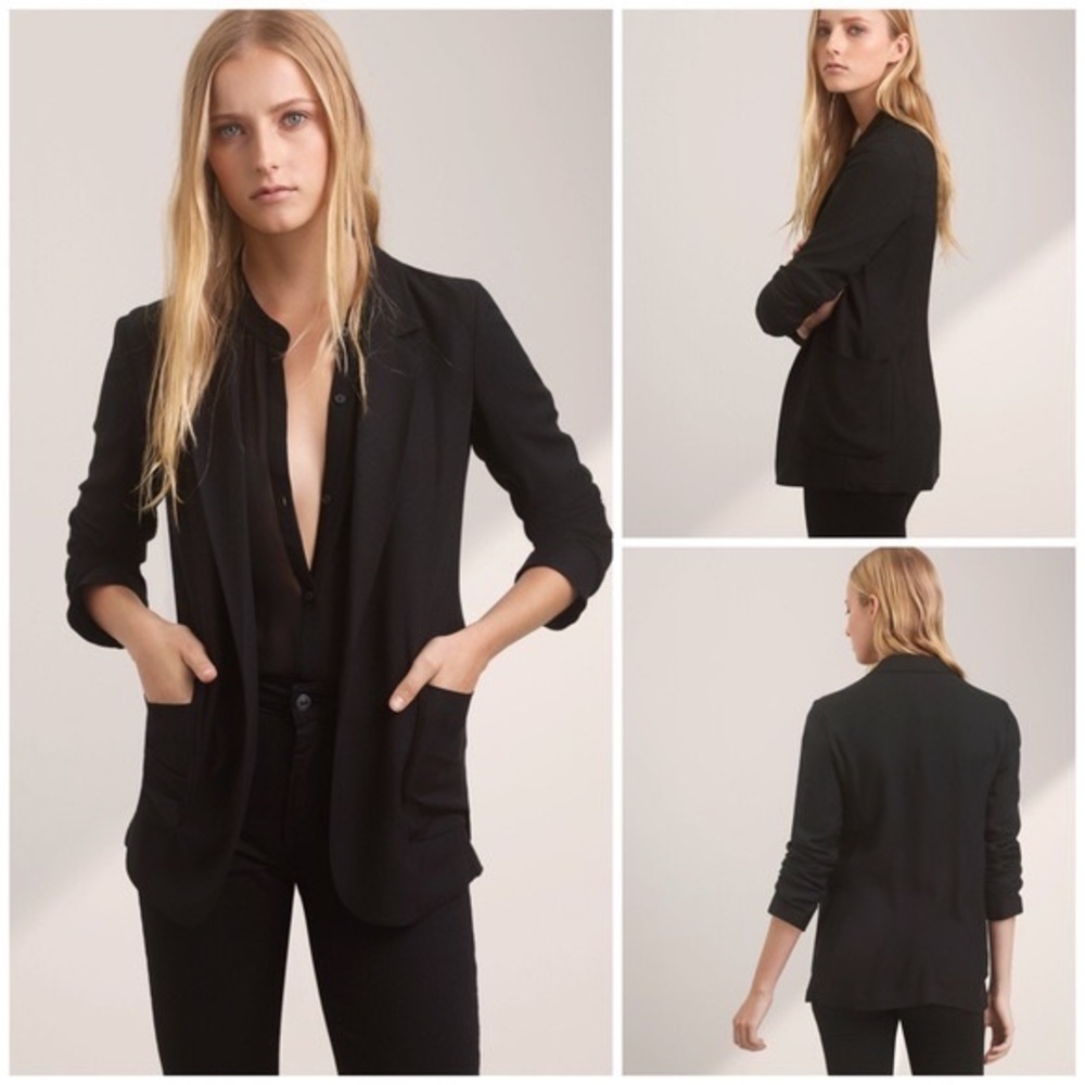 Aritzia Black Blazer